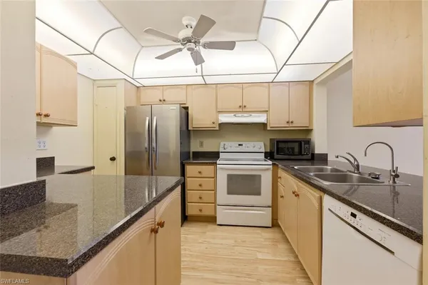 $139,900 | 1087 Forest Lakes Drive, Unit 1303, Naples, FL 34105