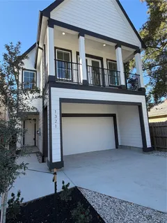 a house view with a outdoor space