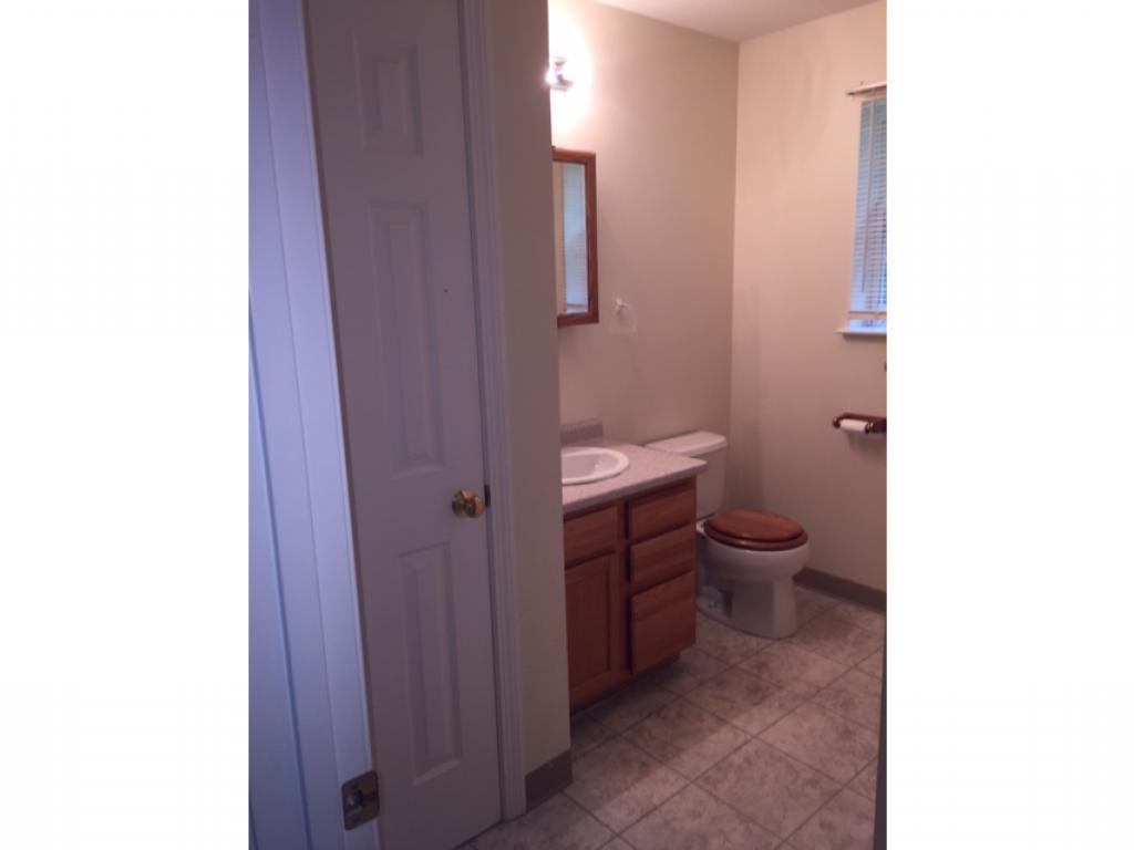 10 Tampa Drive, Unit B3 Rochester, NH 03867 - Photo 7 of 13 Gallery Image 7