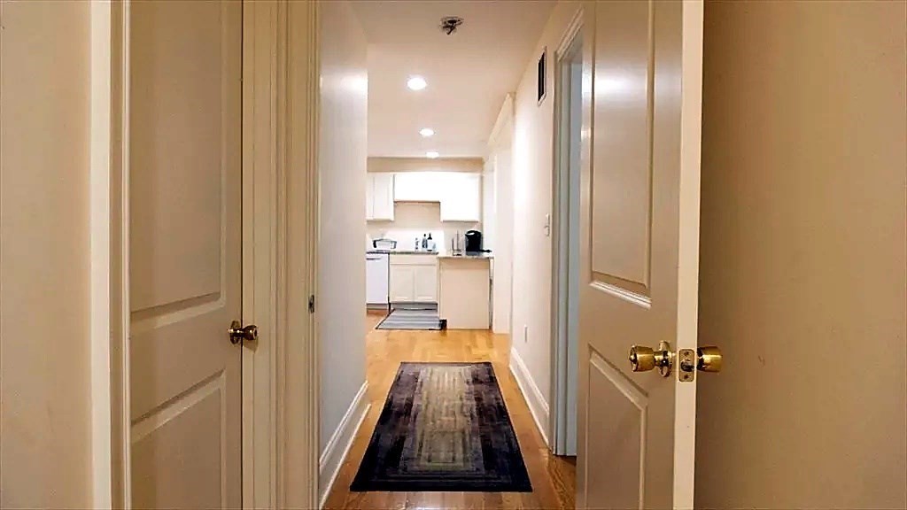 40 Naples Road, Unit B Brookline, MA 02446 - Photo 5 of 10