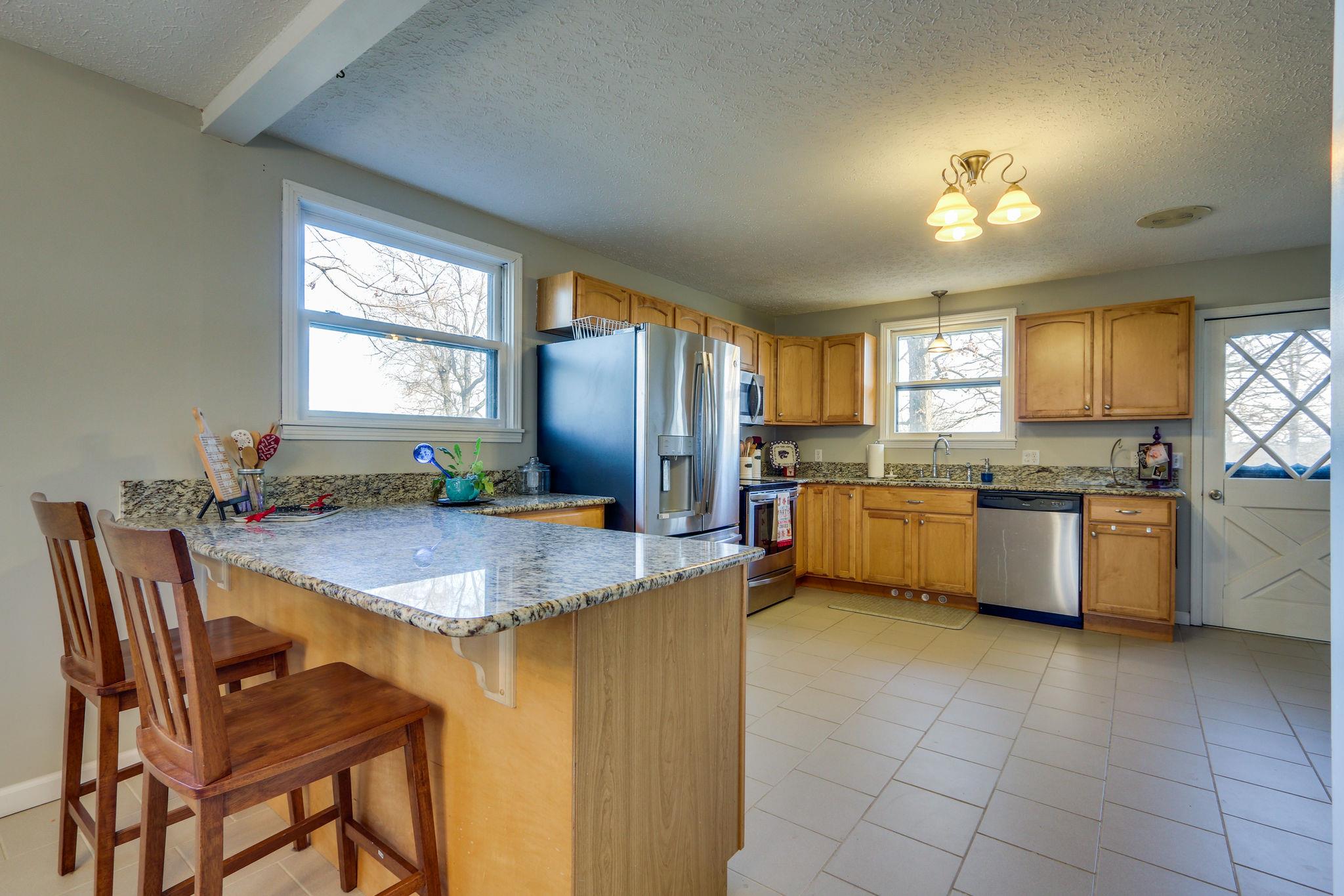 1090 Pond Switch Road Dickson, TN 37055 - Photo 7 of 24 Gallery Image 7