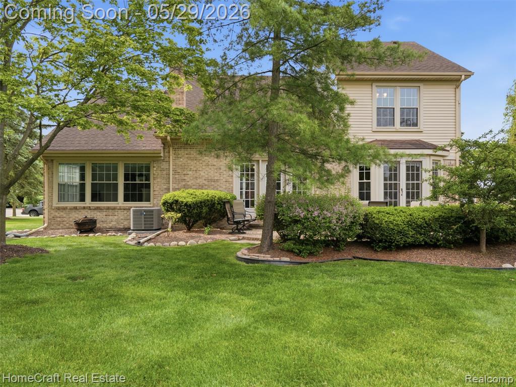 45088 Danbury Road Canton, MI 48188 - Photo 28 of 39