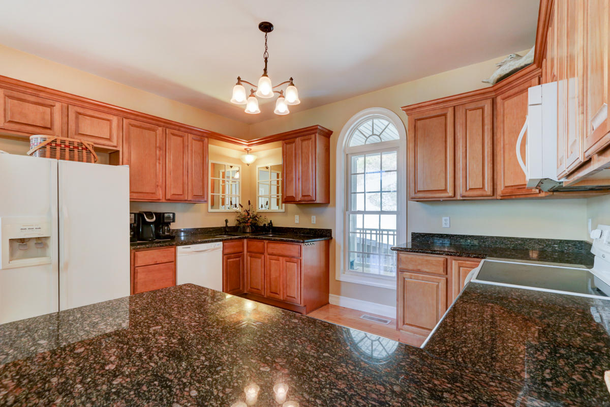 265 Jacksbluff Road New Tazewell, TN 37825 - Photo 12 of 38 Positive Perceptions (12)