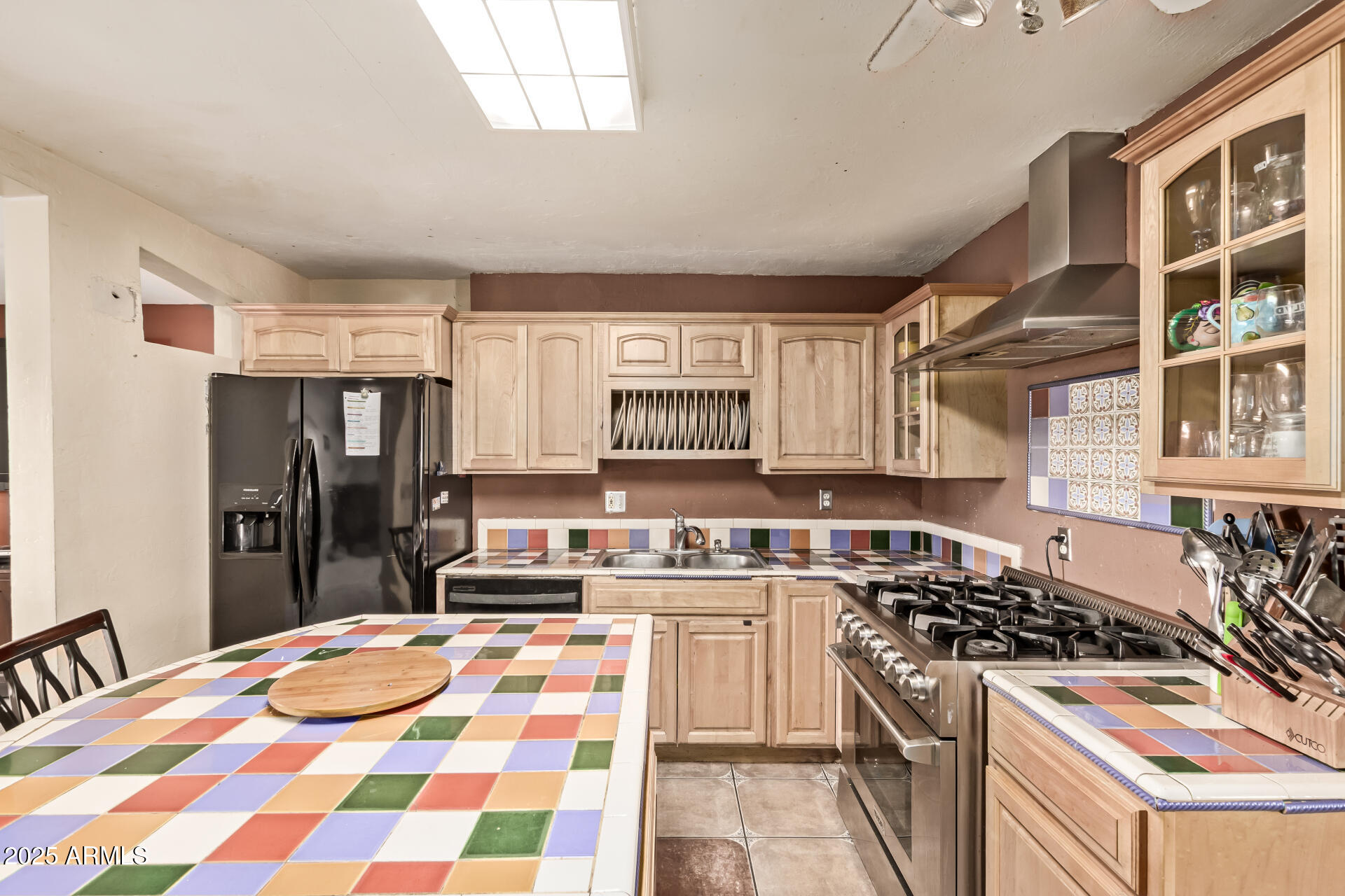 216 West Fremont Rd. Phoenix, AZ 85041 - Photo 15 of 41 Kitchen