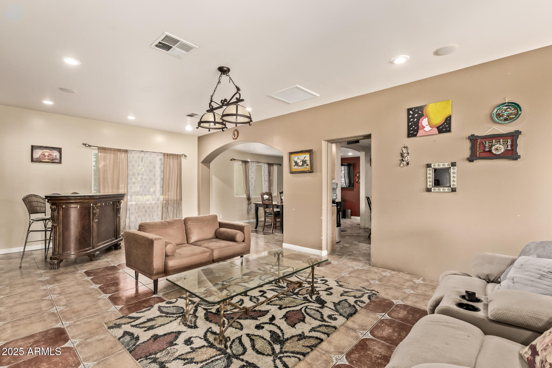 216 West Fremont Rd. Phoenix, AZ 85041 - Photo 6 of 41 09 Fremont