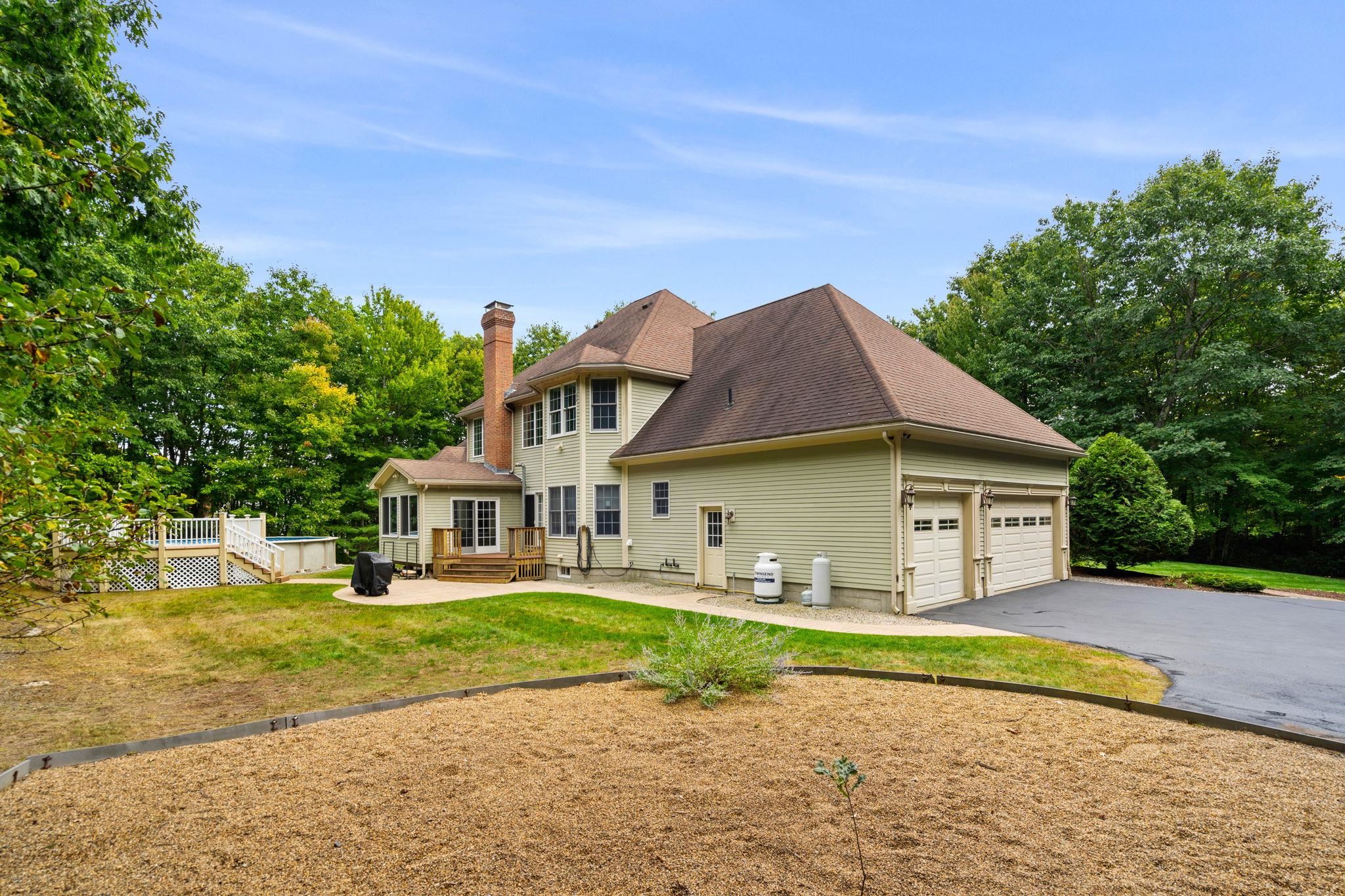 78 Brick Mill Road Bedford, NH 03110 - Photo 4 of 43