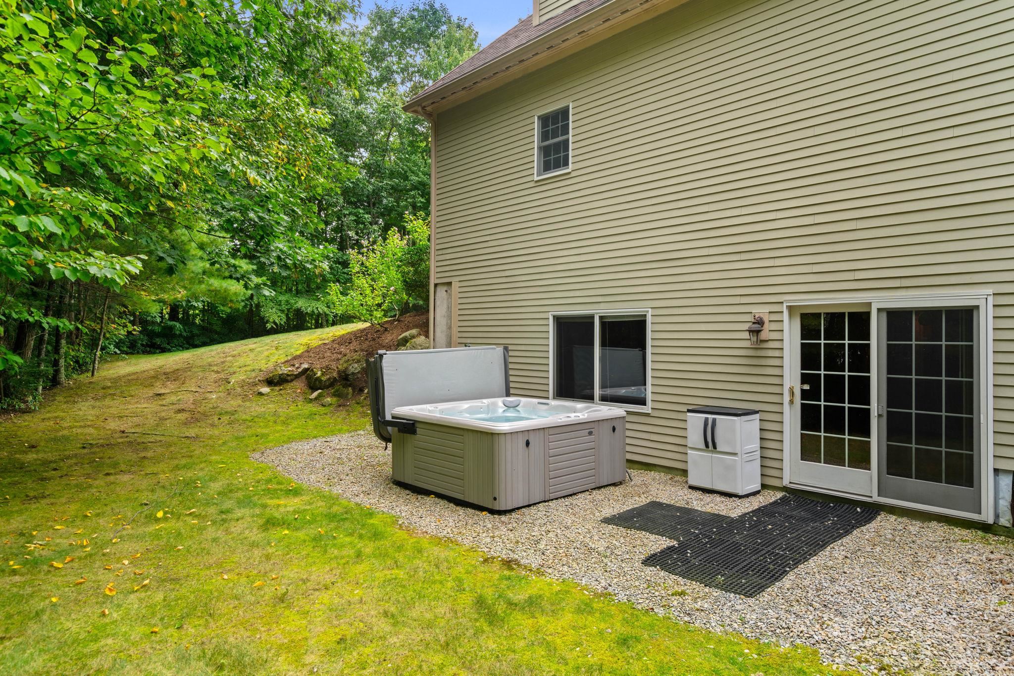 78 Brick Mill Road Bedford, NH 03110 - Photo 5 of 43