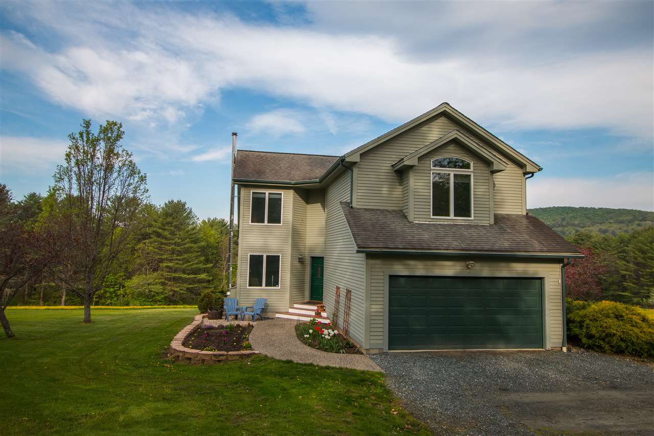 1489 Hillside Road Hartford, VT 05091 - Photo 1 of 28 Gallery Image 1