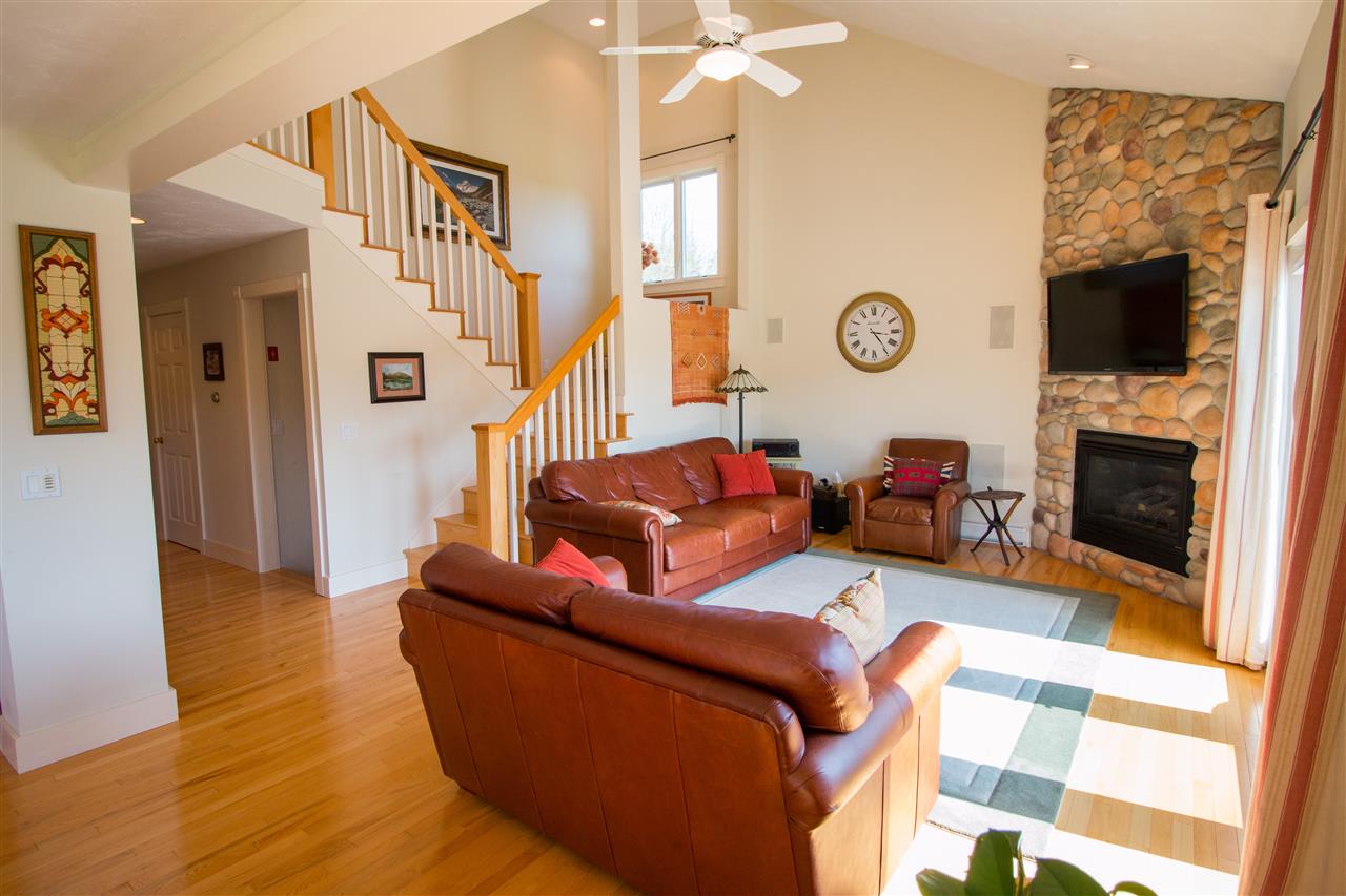 1489 Hillside Road Hartford, VT 05091 - Photo 2 of 28 Gallery Image 2