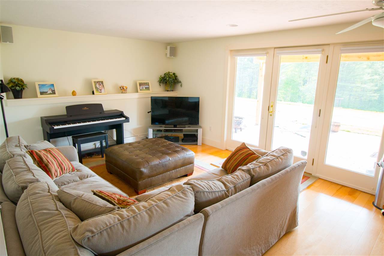 1489 Hillside Road Hartford, VT 05091 - Photo 17 of 28 Gallery Image 17