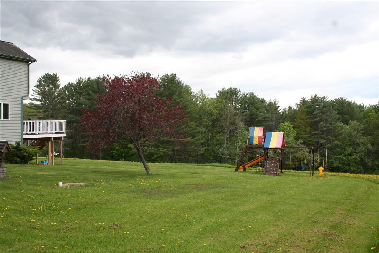 1489 Hillside Road Hartford, VT 05091 - Photo 26 of 28 Gallery Image 26