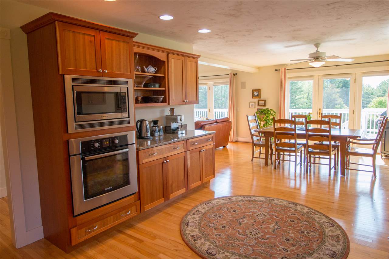 1489 Hillside Road Hartford, VT 05091 - Photo 5 of 28 Gallery Image 5