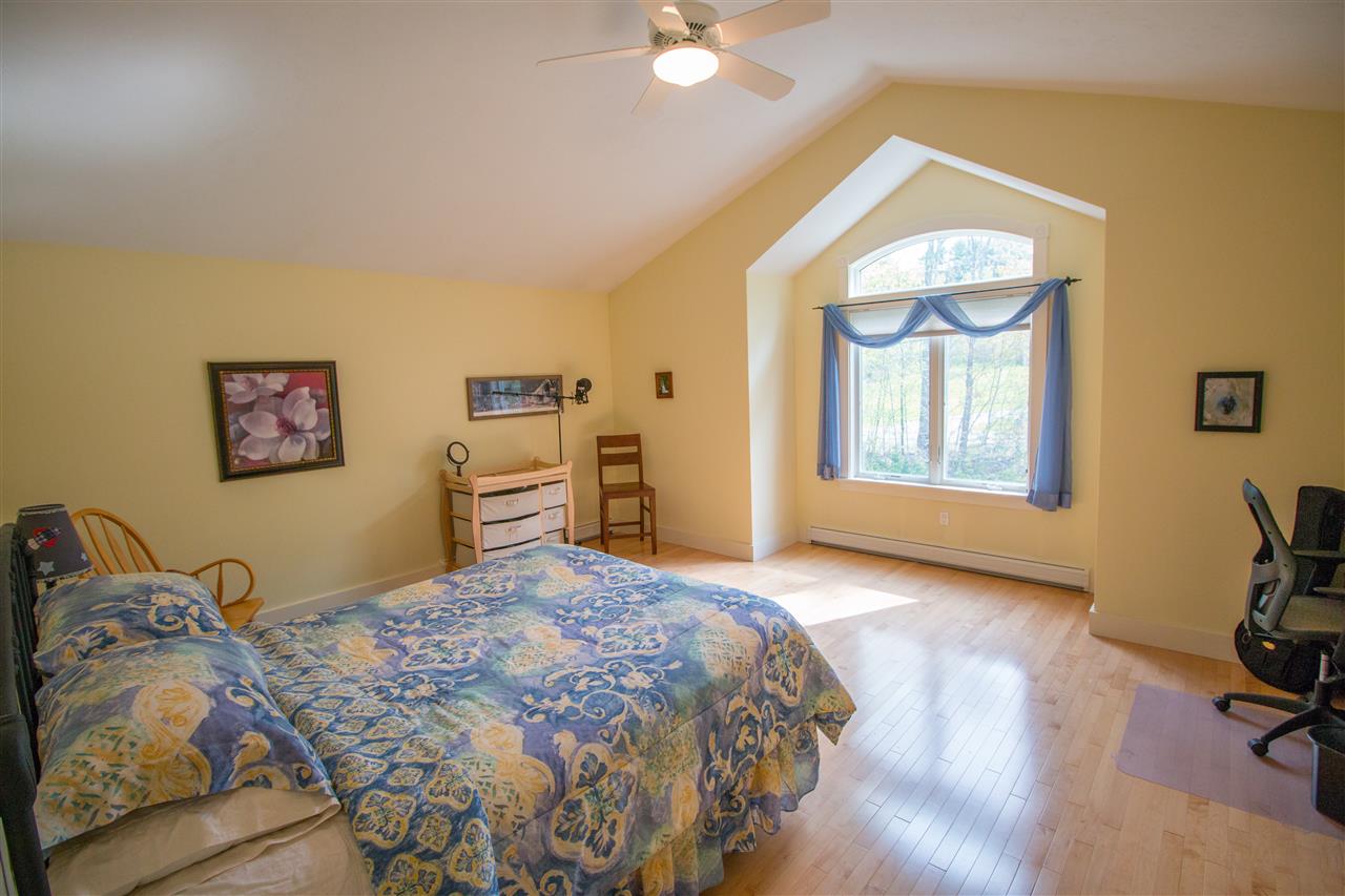 1489 Hillside Road Hartford, VT 05091 - Photo 8 of 28 Gallery Image 8