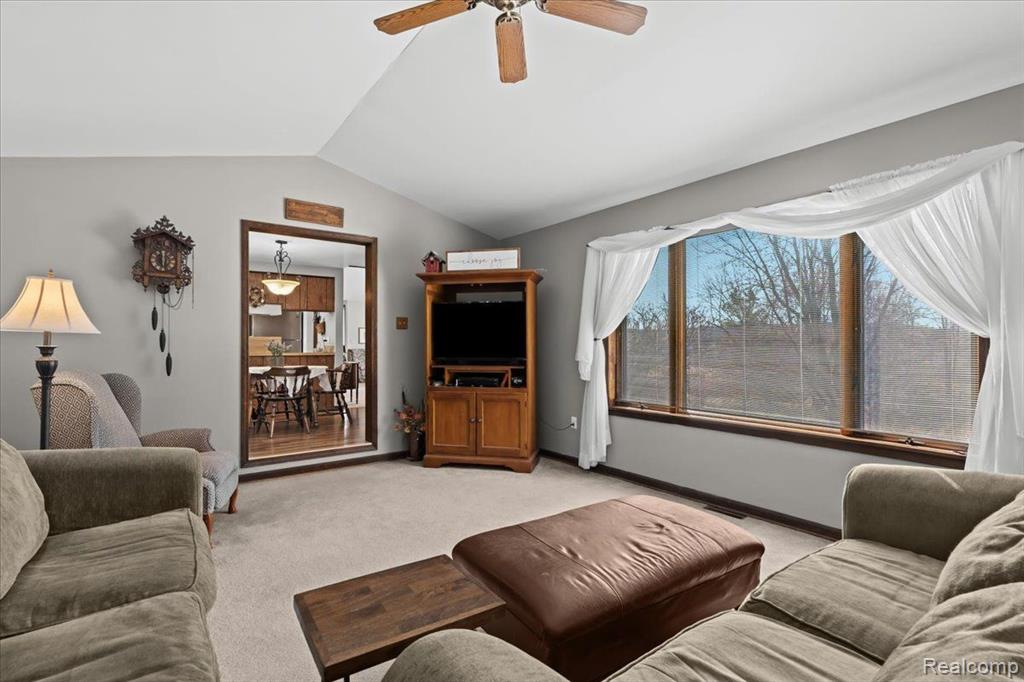 8470 Washburn Road Goodrich, MI 48438 - Photo 16 of 36