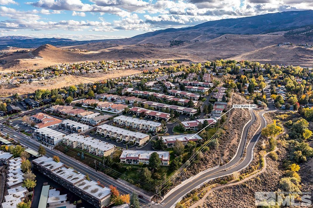 3353 Skyline Boulevard Reno, NV 89509 - Photo 7 of 39 Photo 7