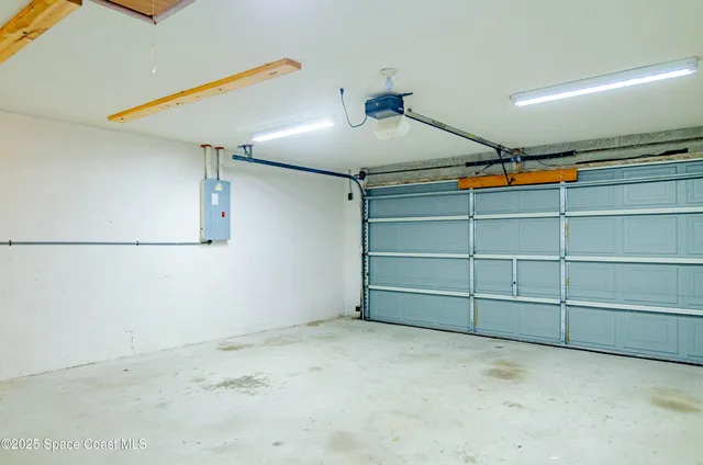a view of a storage & utility room