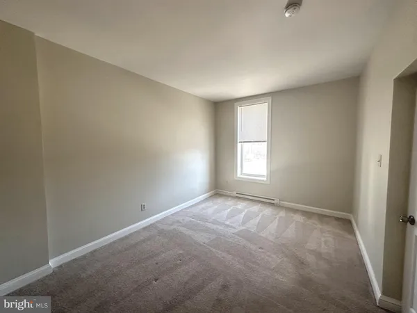 $825 | 64 West Antietam Street, Unit 3, Hagerstown, MD 21740