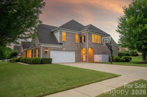 $1,050,000 | 10609 Waxhaw Manor Drive, Waxhaw, NC 28173