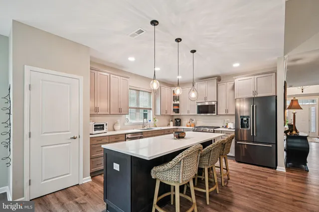 $598,000 | 3815 Castleton Drive, Williamstown, NJ 08094