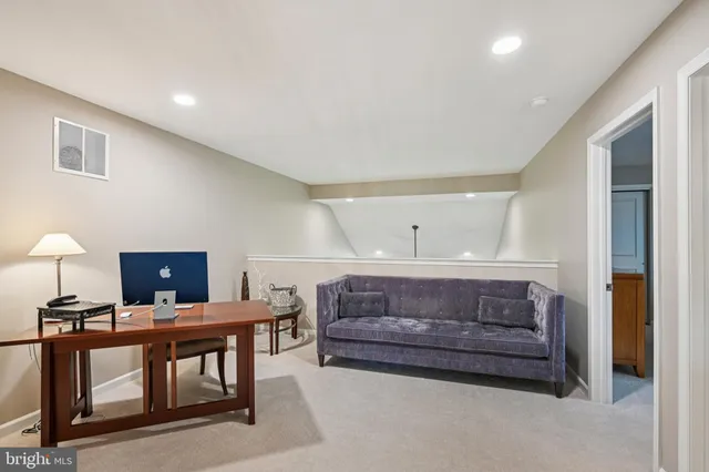 $598,000 | 3815 Castleton Drive, Williamstown, NJ 08094