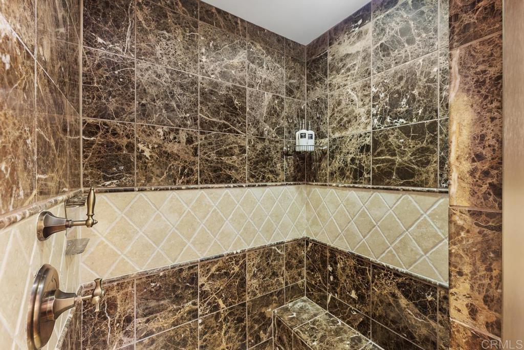 7323 Estrella De Mar Road, Unit 37 Carlsbad, CA 92009 - Photo 21 of 47