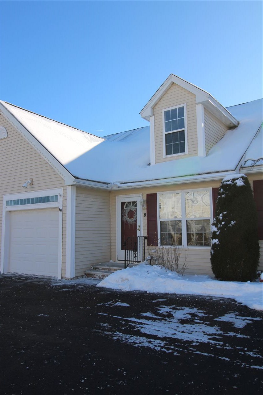 9 Pleasant Street, Unit 4 Windham, NH 03087 - Photo 2 of 25 Gallery Image 2