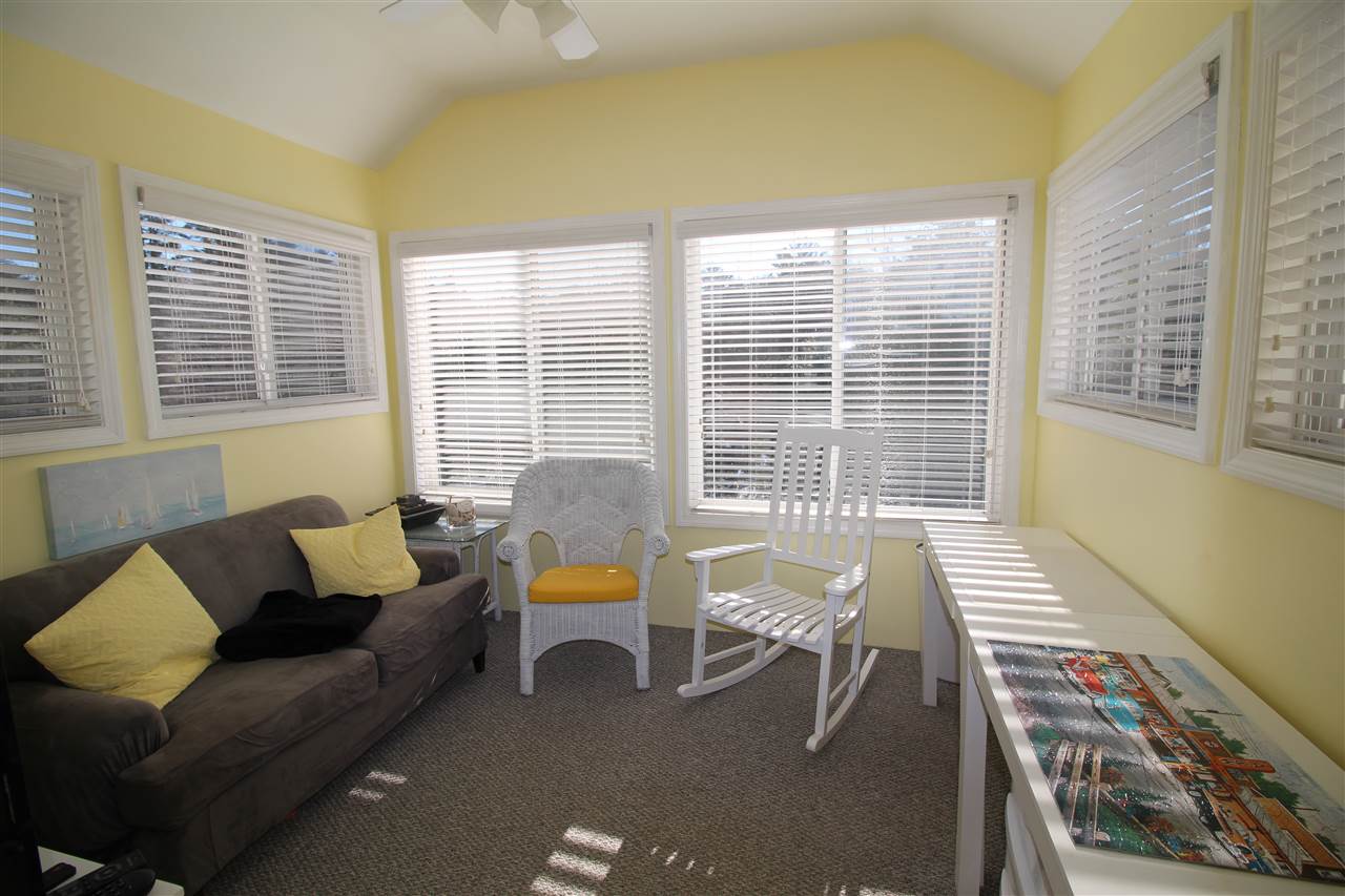 9 Pleasant Street, Unit 4 Windham, NH 03087 - Photo 16 of 25 Gallery Image 16