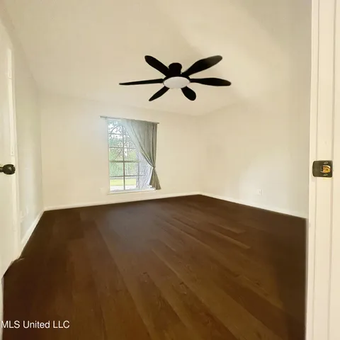 $158,500 | 495 Chelsea Drive, Jackson, MS 39212