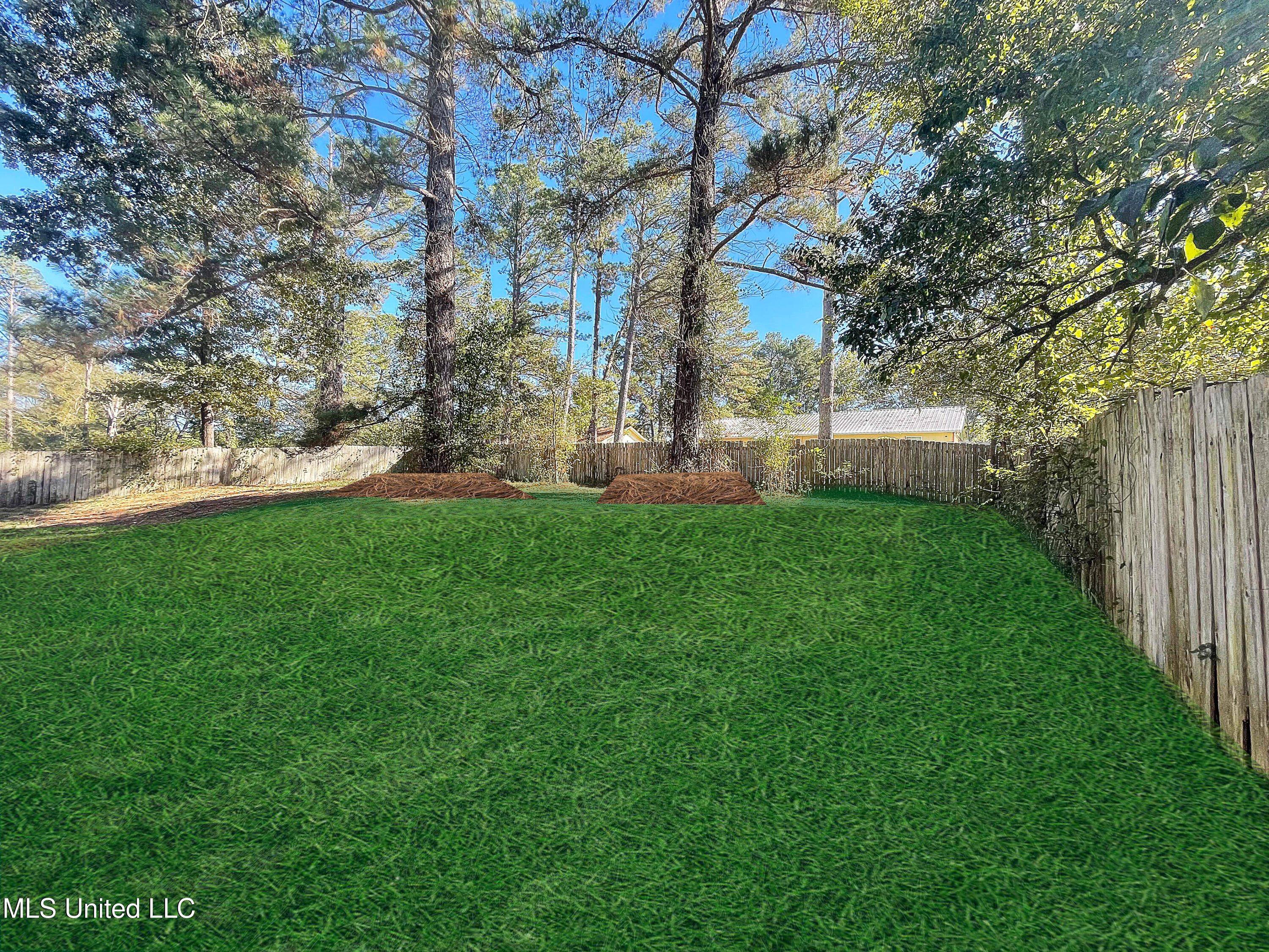 495 Chelsea Drive Jackson, MS 39212 - Photo 2 of 17 01