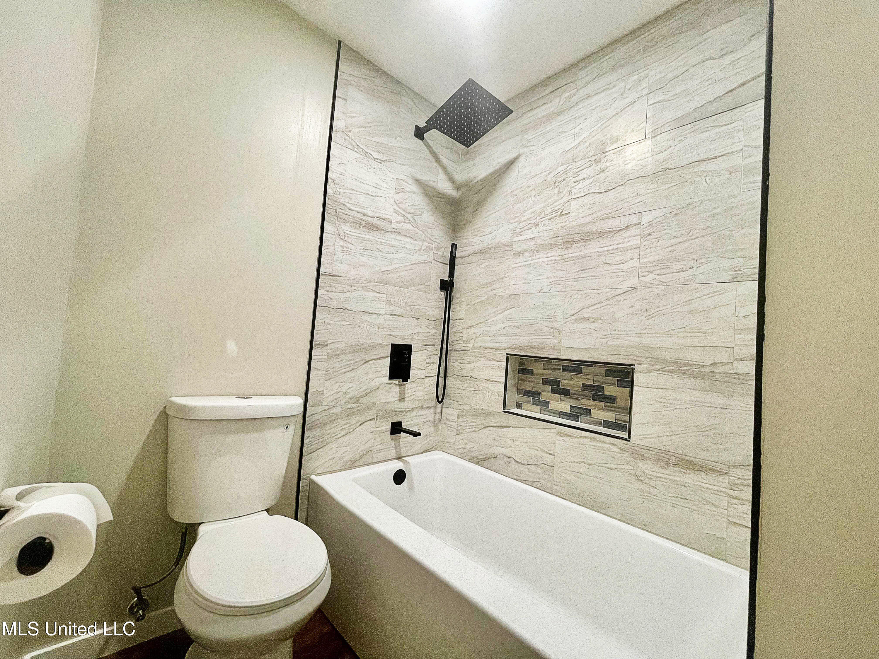 495 Chelsea Drive Jackson, MS 39212 - Photo 7 of 17 06