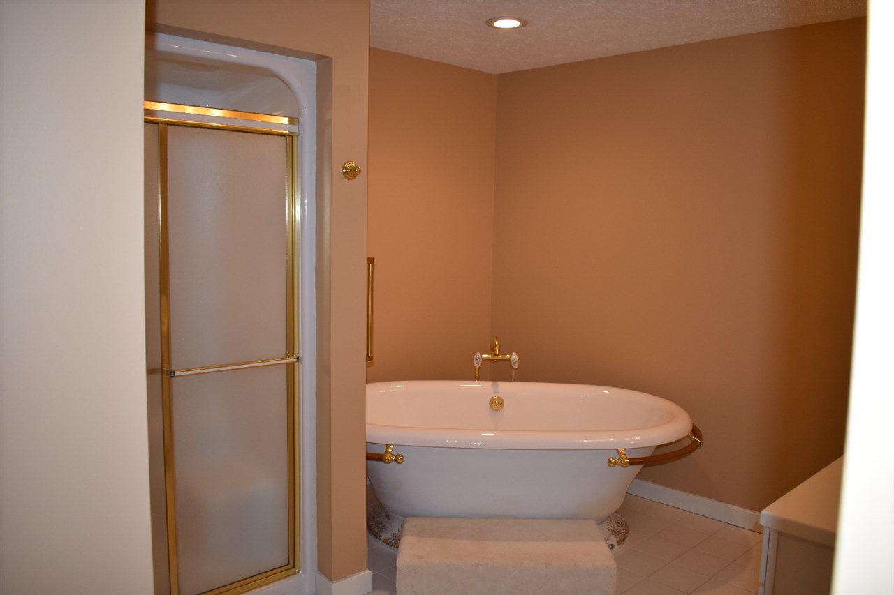 6572 Mission Ridge Traverse City, MI 49686 - Photo 23 of 42 1847047-22.JPG