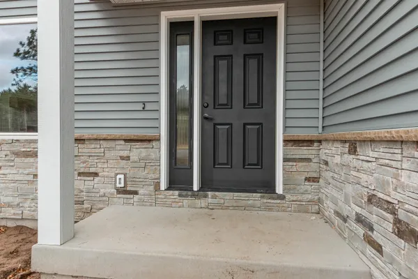 $474,000 | 316 Timberline Parkway, Nekoosa, WI 54457