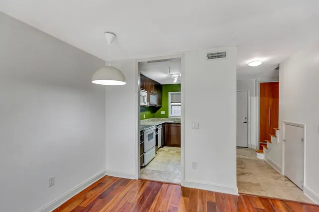 $1,650 | 309 St Charles Court, Charleston, SC 29407