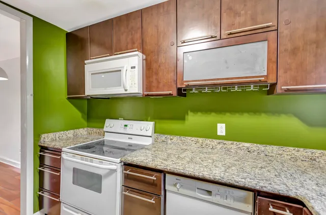 $1,650 | 309 St Charles Court, Charleston, SC 29407