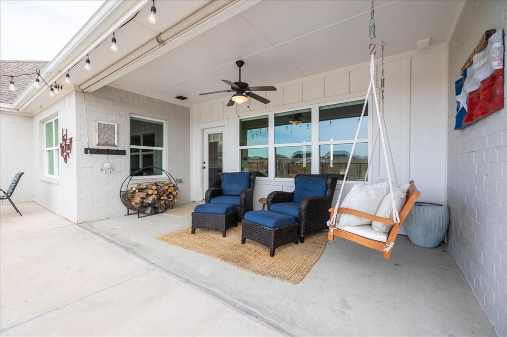 10251 Finch Road Sanger, TX 76266 - Photo 24 of 39 Rear covered patio