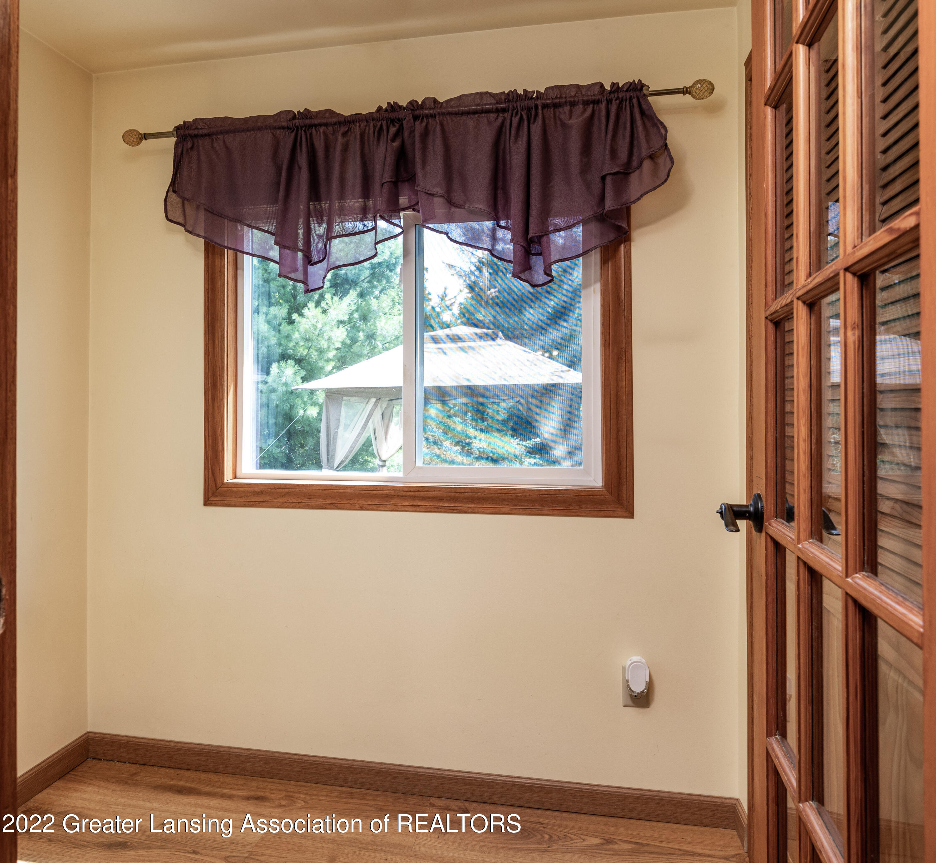 226 Renker Road Lansing, MI 48917 - Photo 13 of 34 mudroom