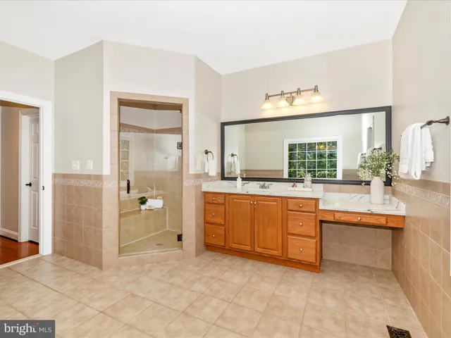 $1,085,000 | 11589 A Nor-Ray Circle, Ijamsville, MD 21754