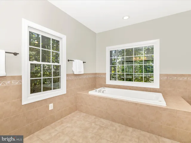 $1,085,000 | 11589 A Nor-Ray Circle, Ijamsville, MD 21754