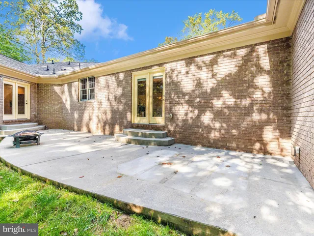 $1,085,000 | 11589 A Nor-Ray Circle, Ijamsville, MD 21754