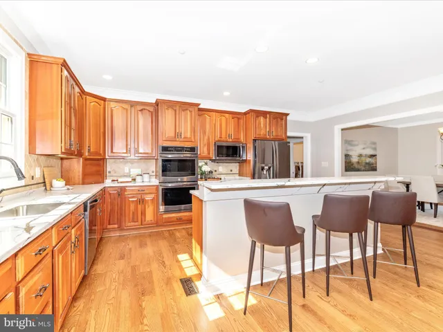 $1,085,000 | 11589 A Nor-Ray Circle, Ijamsville, MD 21754