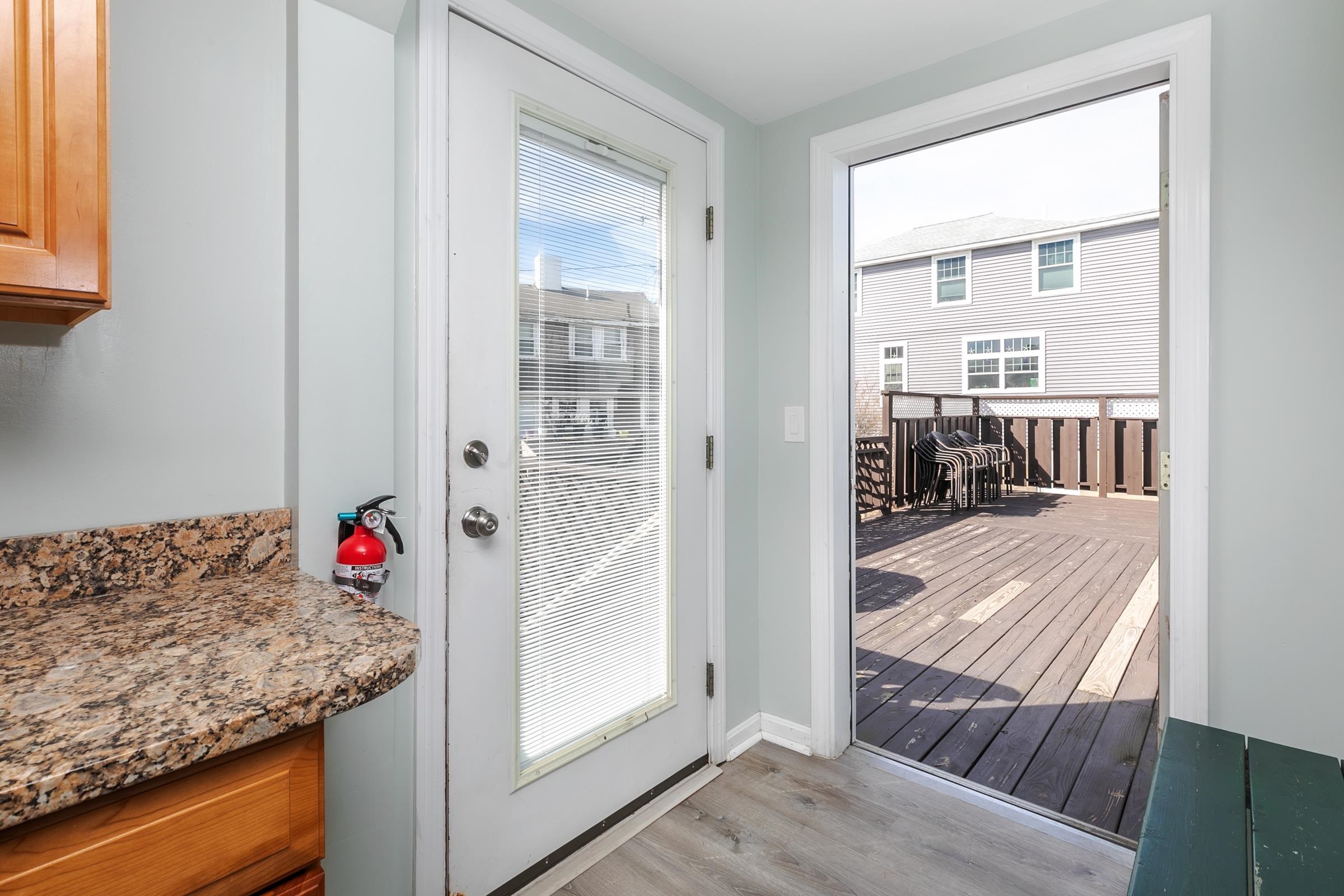 5 Atlantic Avenue Hampton, NH 03842 - Photo 5 of 30