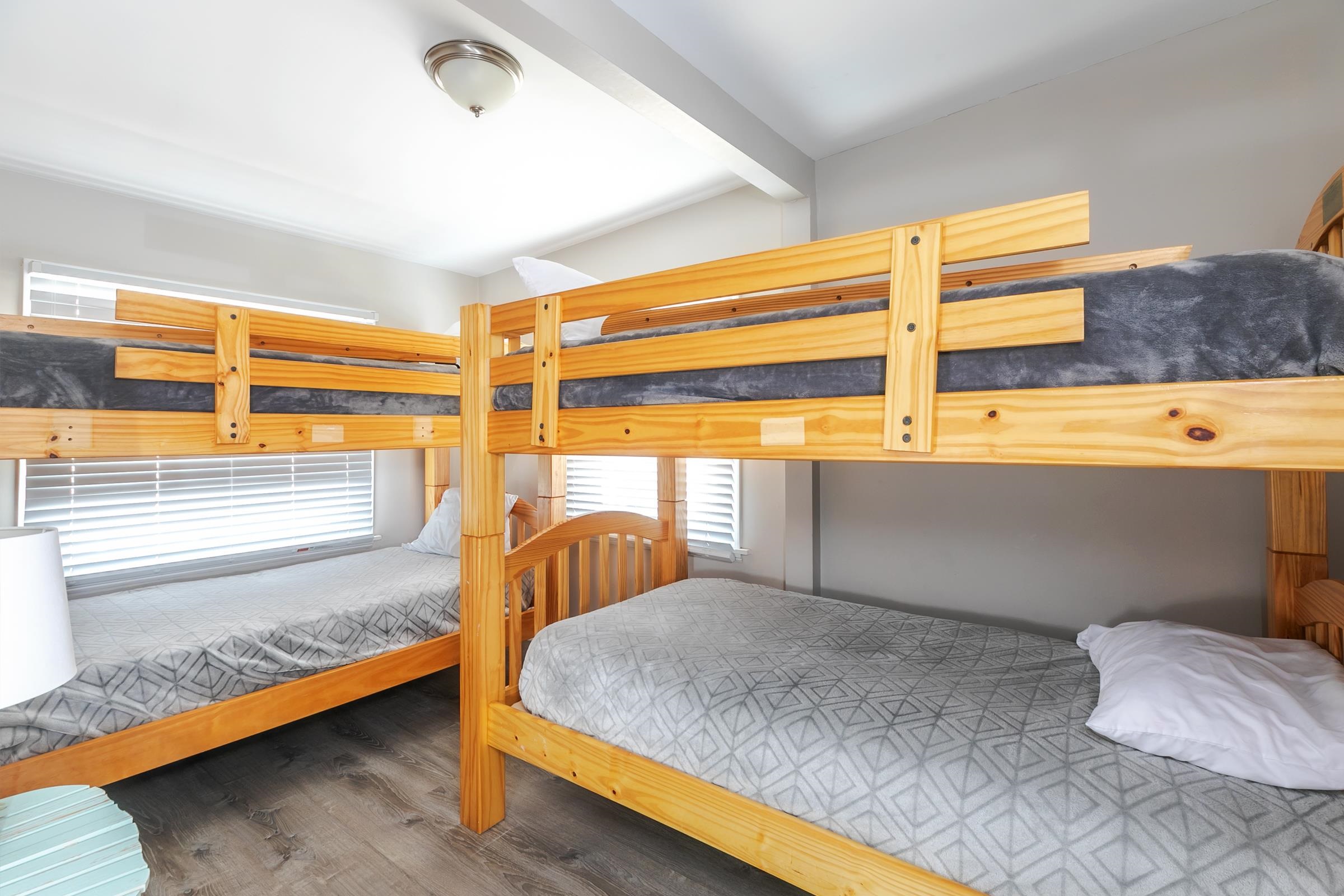 5 Atlantic Avenue Hampton, NH 03842 - Photo 8 of 30