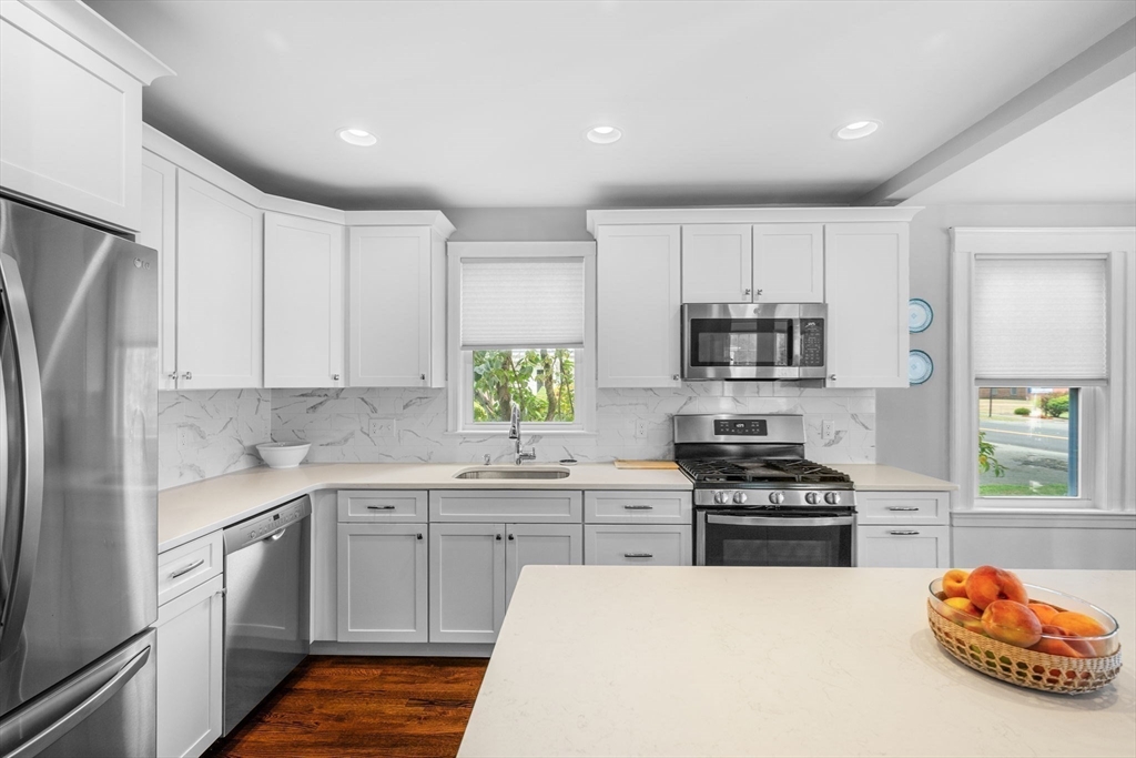 103 Sylvan Street, Unit 2 Danvers, MA 01923 - Photo 10 of 37