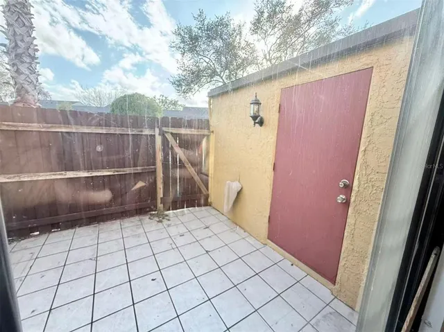 $185,000 | 7426 Wynnewood Square, Unit 195, Winter Park, FL 32792