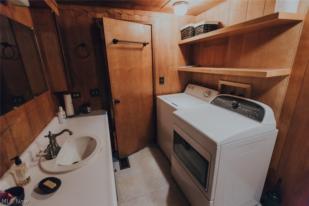 9418 Lodi Road Lodi, OH 44254 - Photo 15 of 16 Full size washer dryer stay with the unit. Dryer is 2 years old
