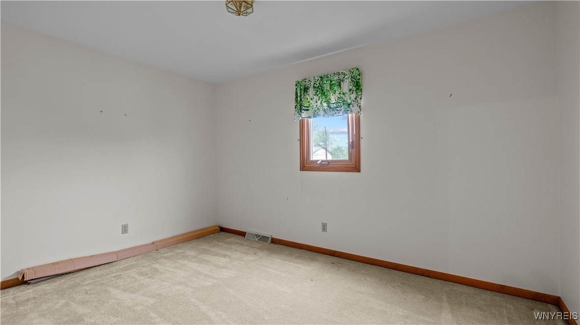 21 Eagle Terrace Lancaster, NY 14043 - Photo 30 of 43