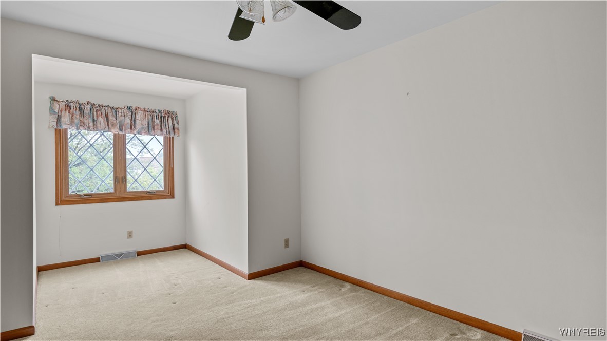 21 Eagle Terrace Lancaster, NY 14043 - Photo 33 of 43