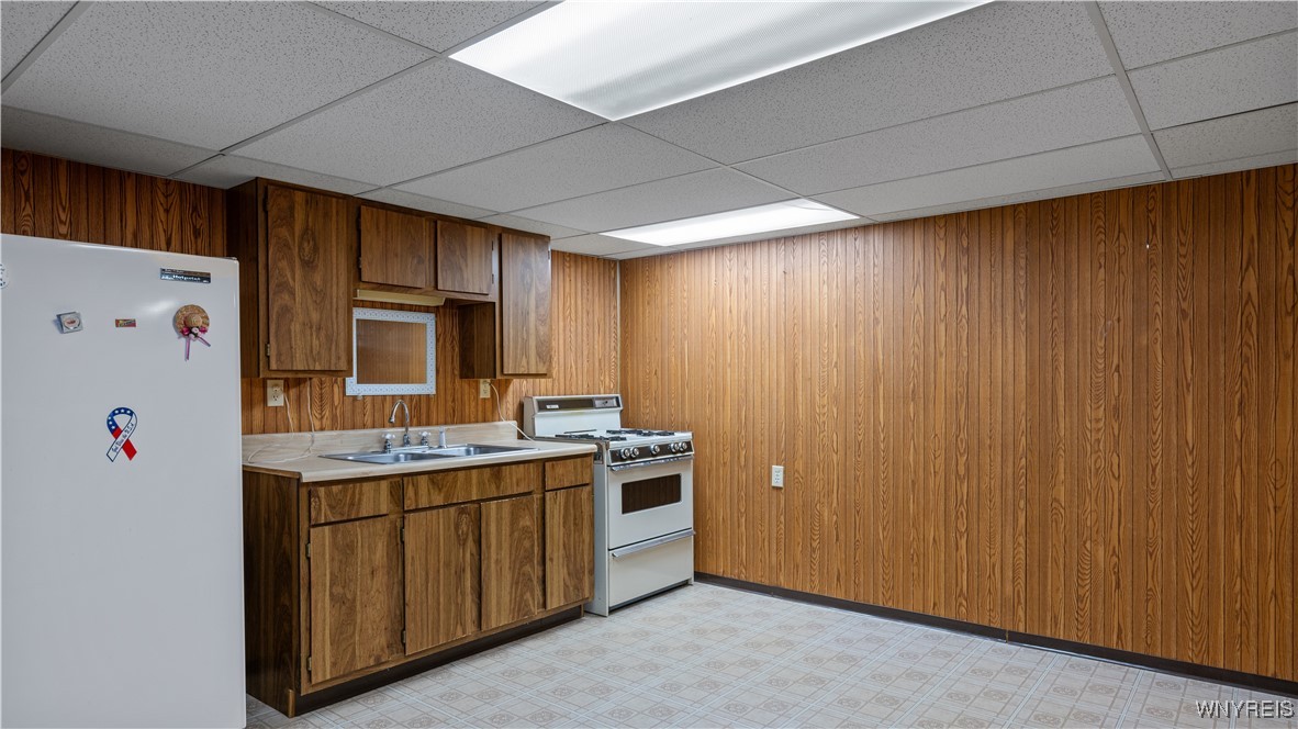 21 Eagle Terrace Lancaster, NY 14043 - Photo 37 of 43