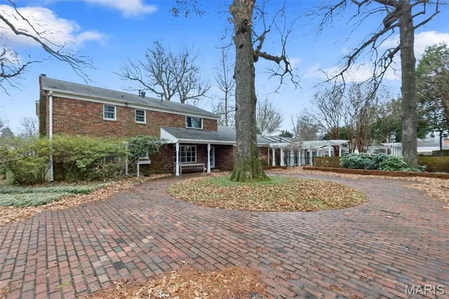 $335,000 | 1111 White Oak Place, Kennett, MO 63857