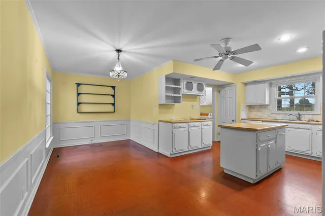 $335,000 | 1111 White Oak Place, Kennett, MO 63857